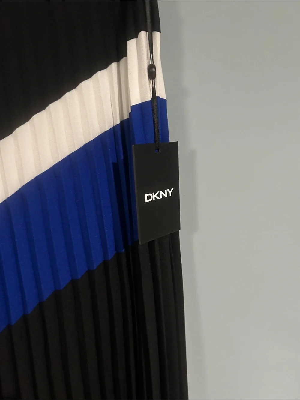 Dkny asymmetrical pleated